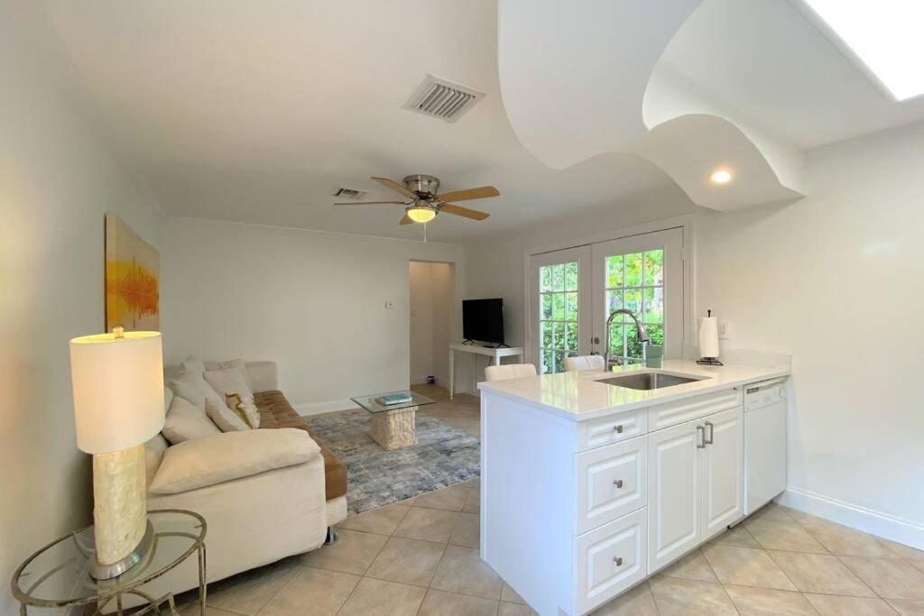 North Naples Cheerfull 4/Bed/ 3 Bath / Pool / Best Location מראה חיצוני תמונה