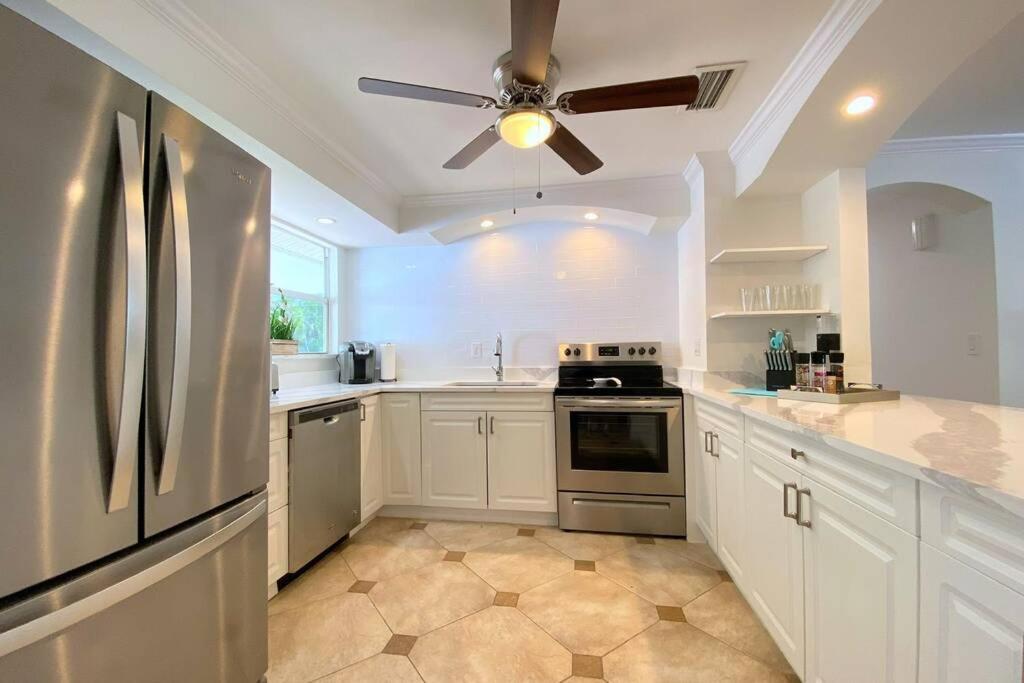 North Naples Cheerfull 4/Bed/ 3 Bath / Pool / Best Location מראה חיצוני תמונה