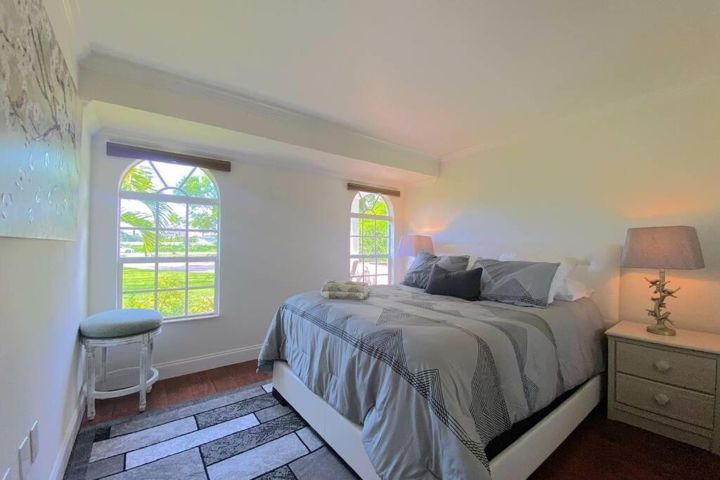 North Naples Cheerfull 4/Bed/ 3 Bath / Pool / Best Location מראה חיצוני תמונה